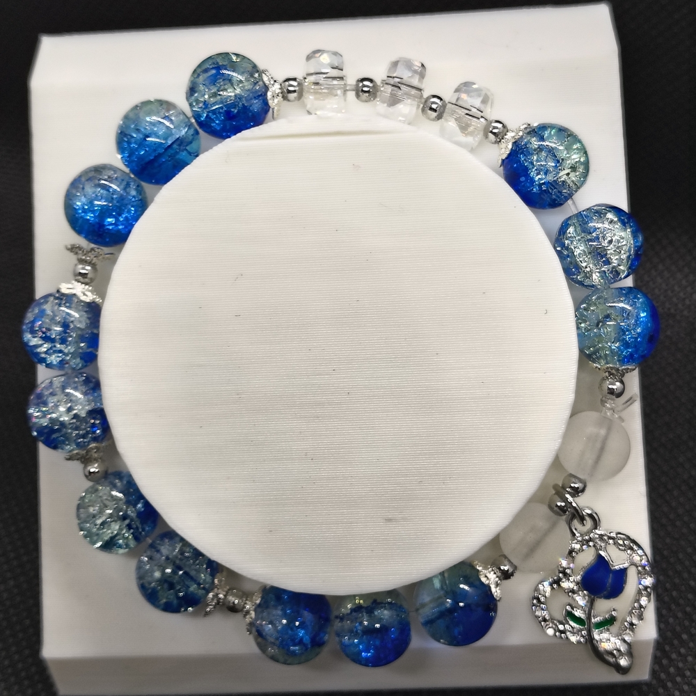 Elegant Blue and Silver Beaded Bracelet